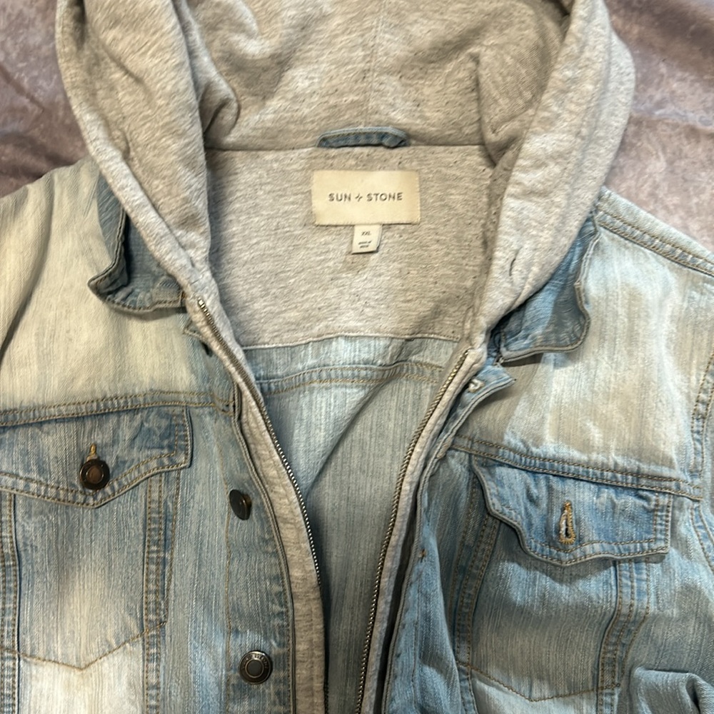 Men's jacket - Picture 2 of 2